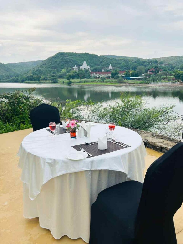 Best Restaurants in Udaipur with LakeView