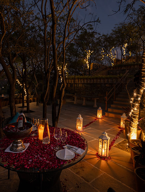 Experiences 7 Candle Light Dinner
